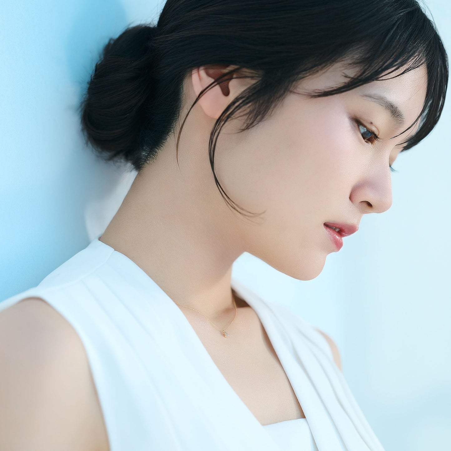 K10YG アクアマリン しずく型ネックレス